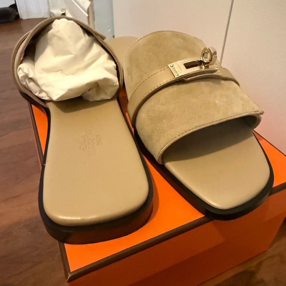 Hermes Tan Suede Sandals